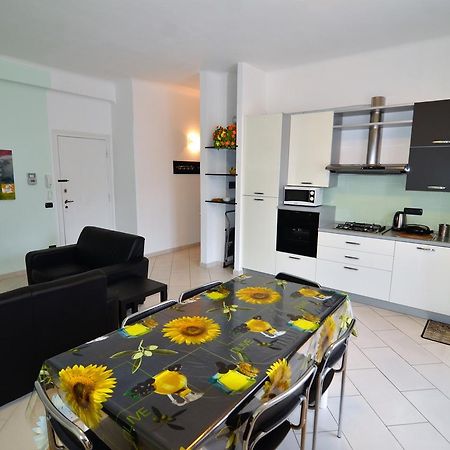 Lungomare apartment Levanto Exterior foto